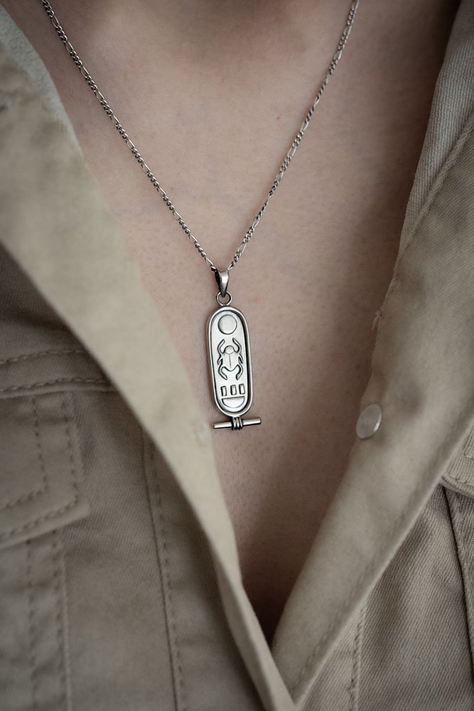 COLLIER AKHMES