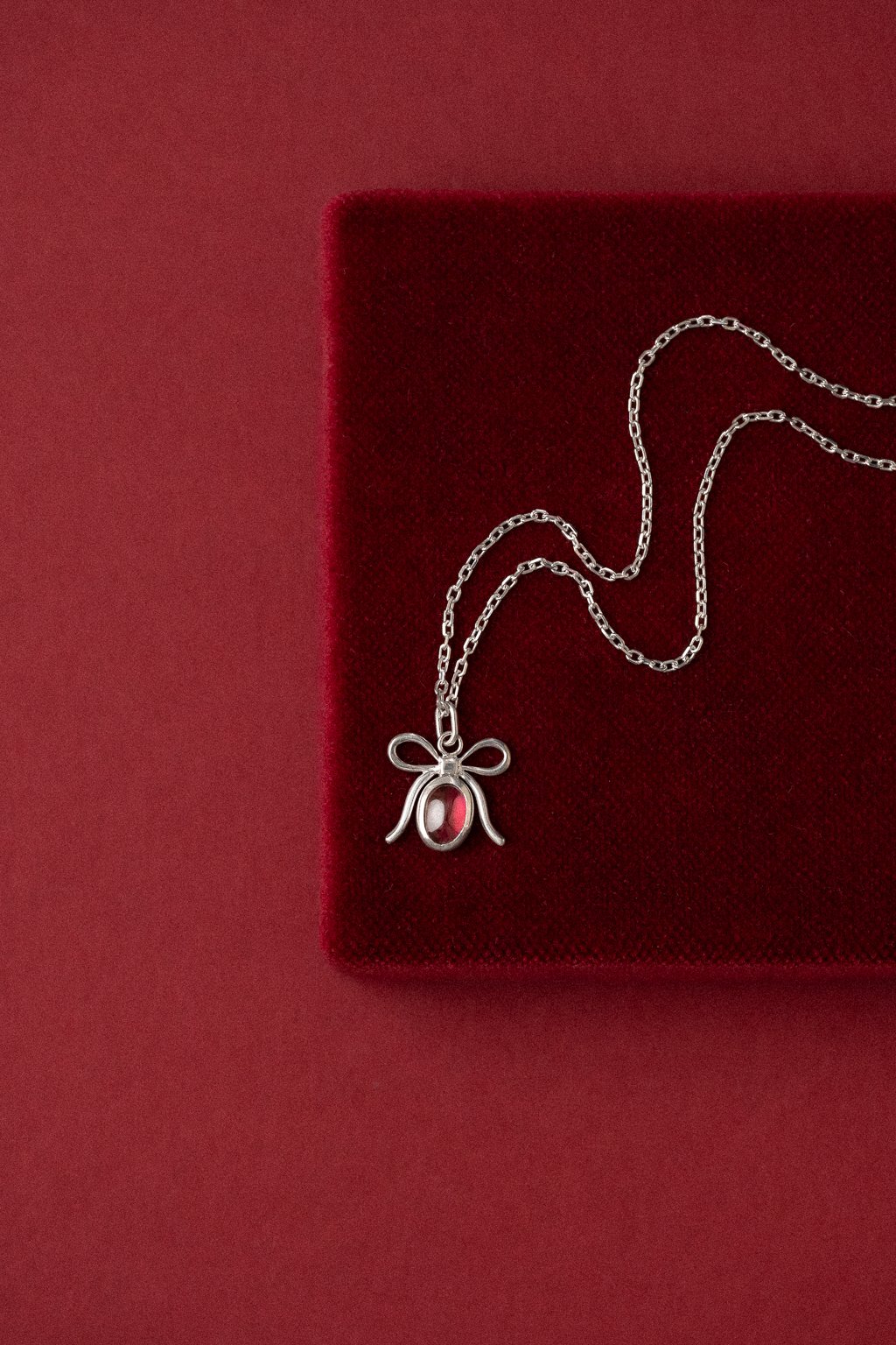 COLLIER ELISE